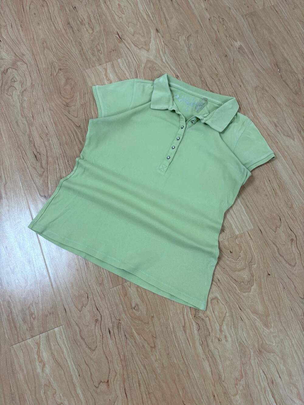 Clothes Brand Women's Light Green Short-Sleeve Polo Shirt with Rhinestone Button